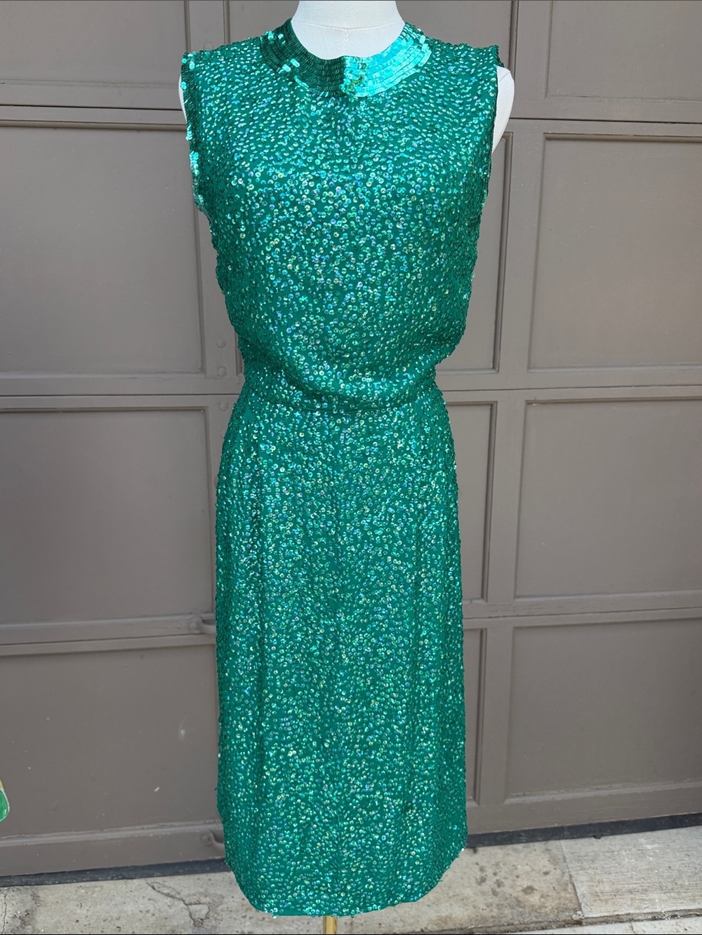 Royal Lynne 100% silk Sleeveless Emerald Sequin Midi Dress
